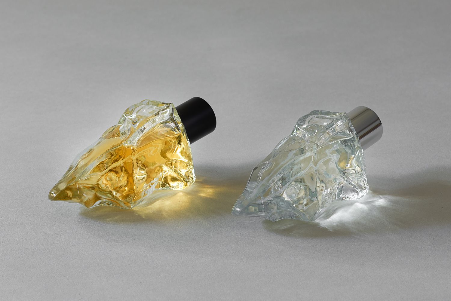 Light: porcelain - eau de parfum by Neandertal • Perfume Lounge